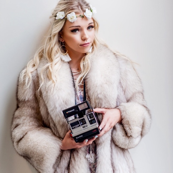 “Arriba!” Tassel Fringe Statement Hoop Earrings - Picture 8 of 14